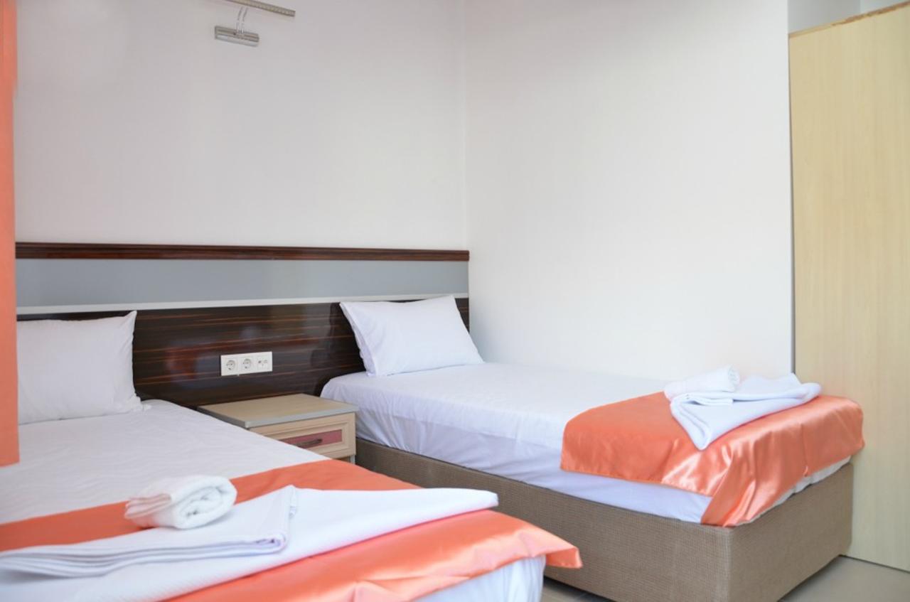 Oeren Konak Otel ภายนอก รูปภาพ