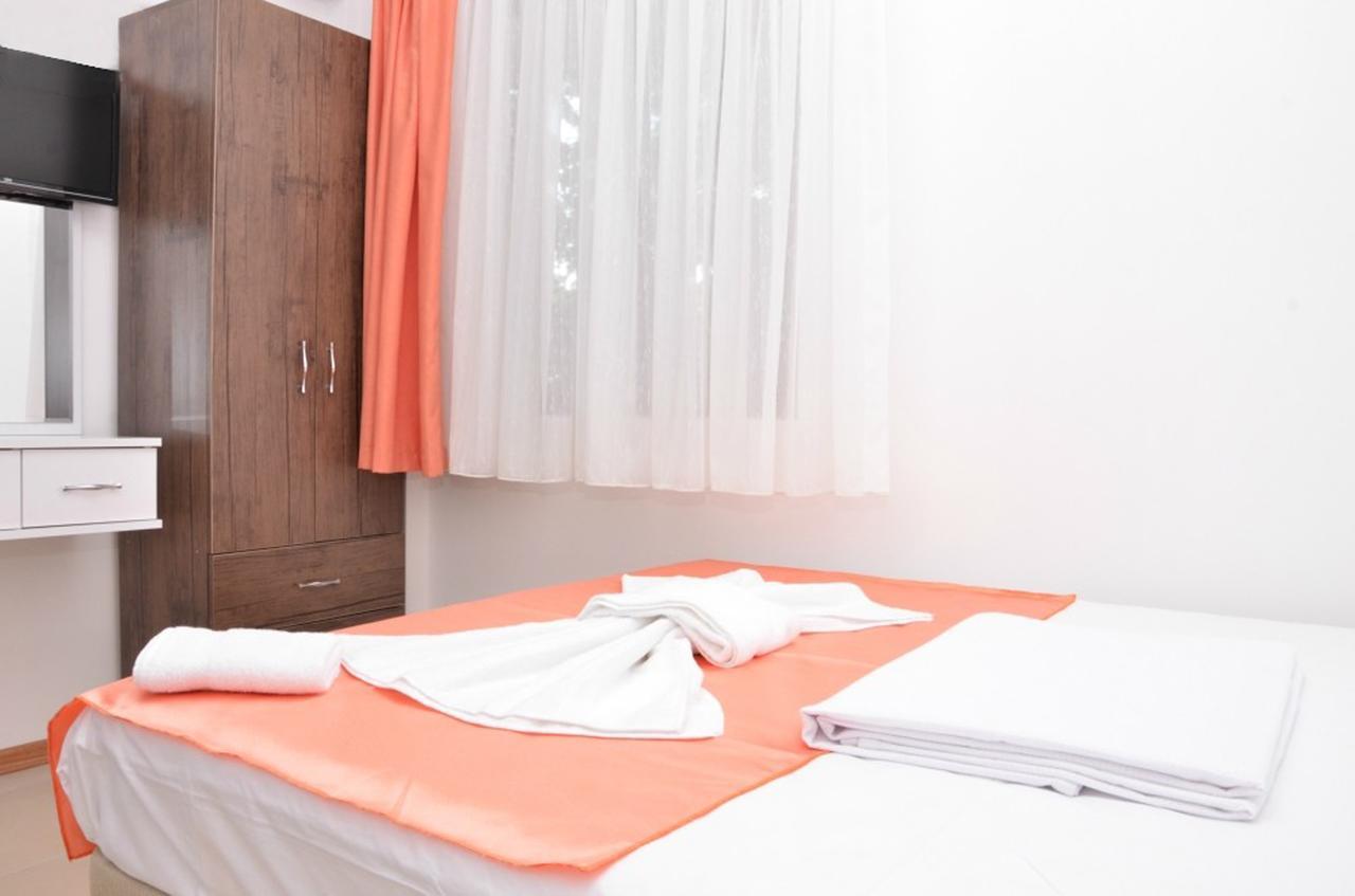 Oeren Konak Otel ภายนอก รูปภาพ