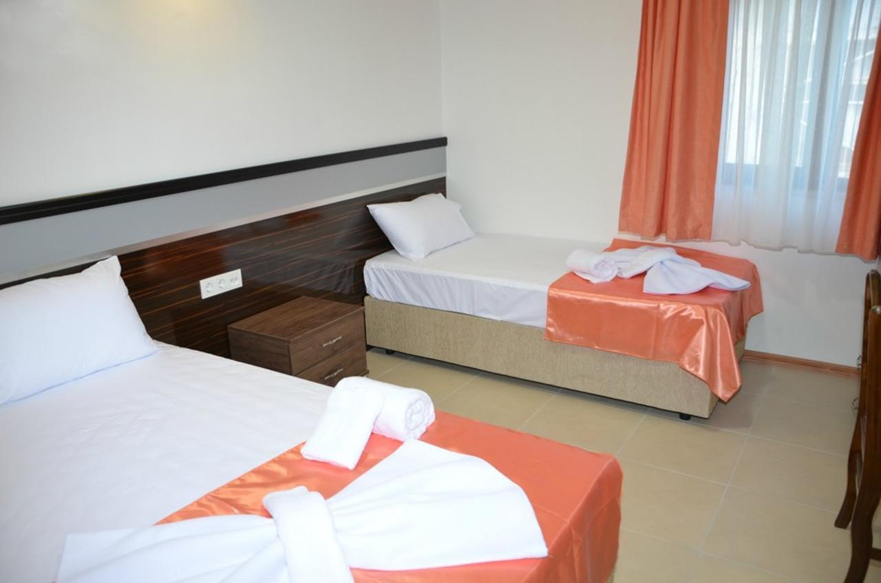 Oeren Konak Otel ภายนอก รูปภาพ