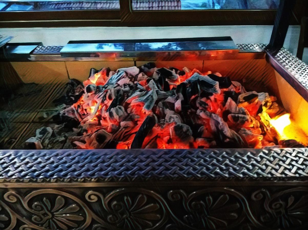 Oeren Konak Otel ภายนอก รูปภาพ